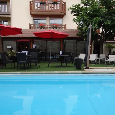 Le Trophée By M Hôtel Spa-3
